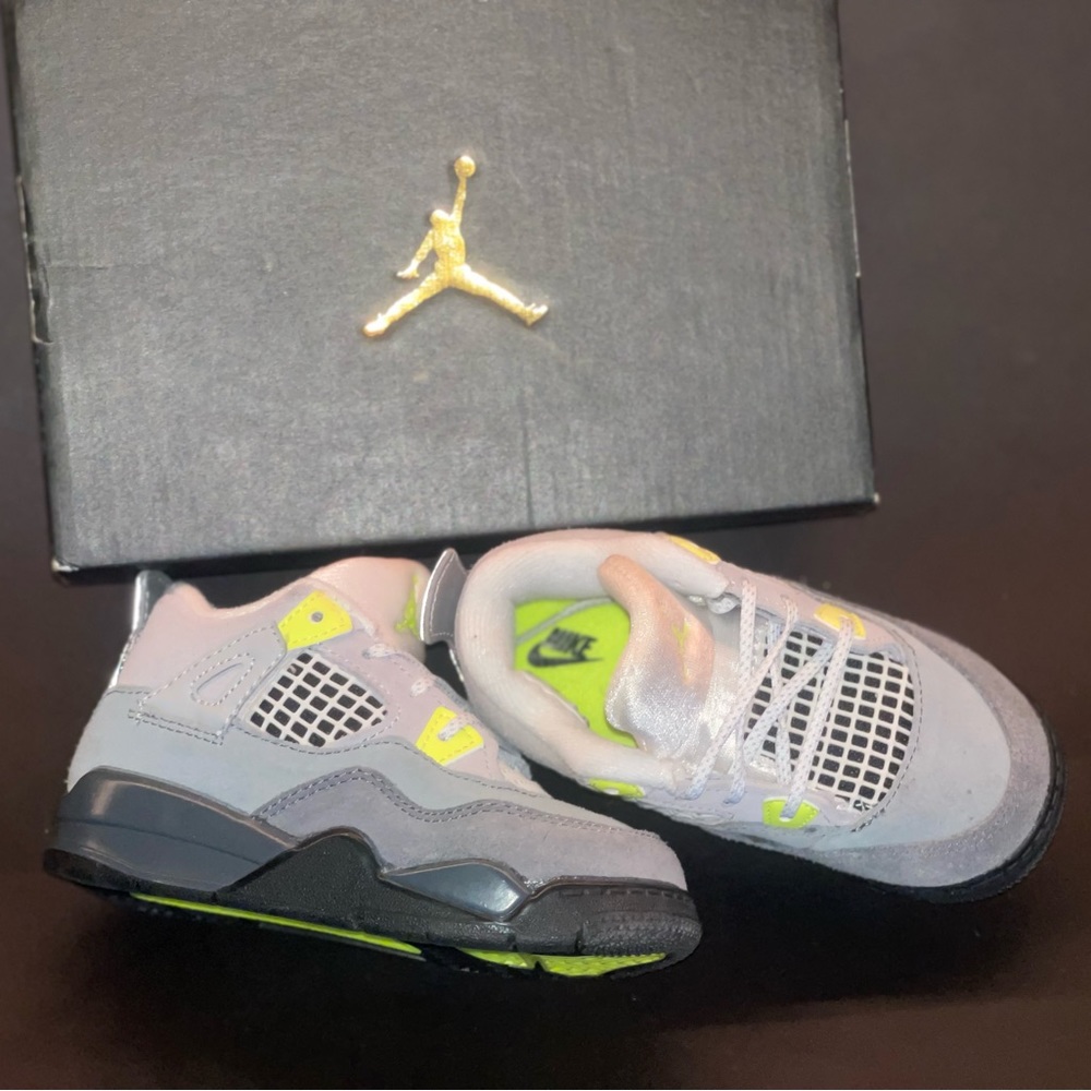 AIR JORDAN 4 RETRO SE TD 'NEON 95'